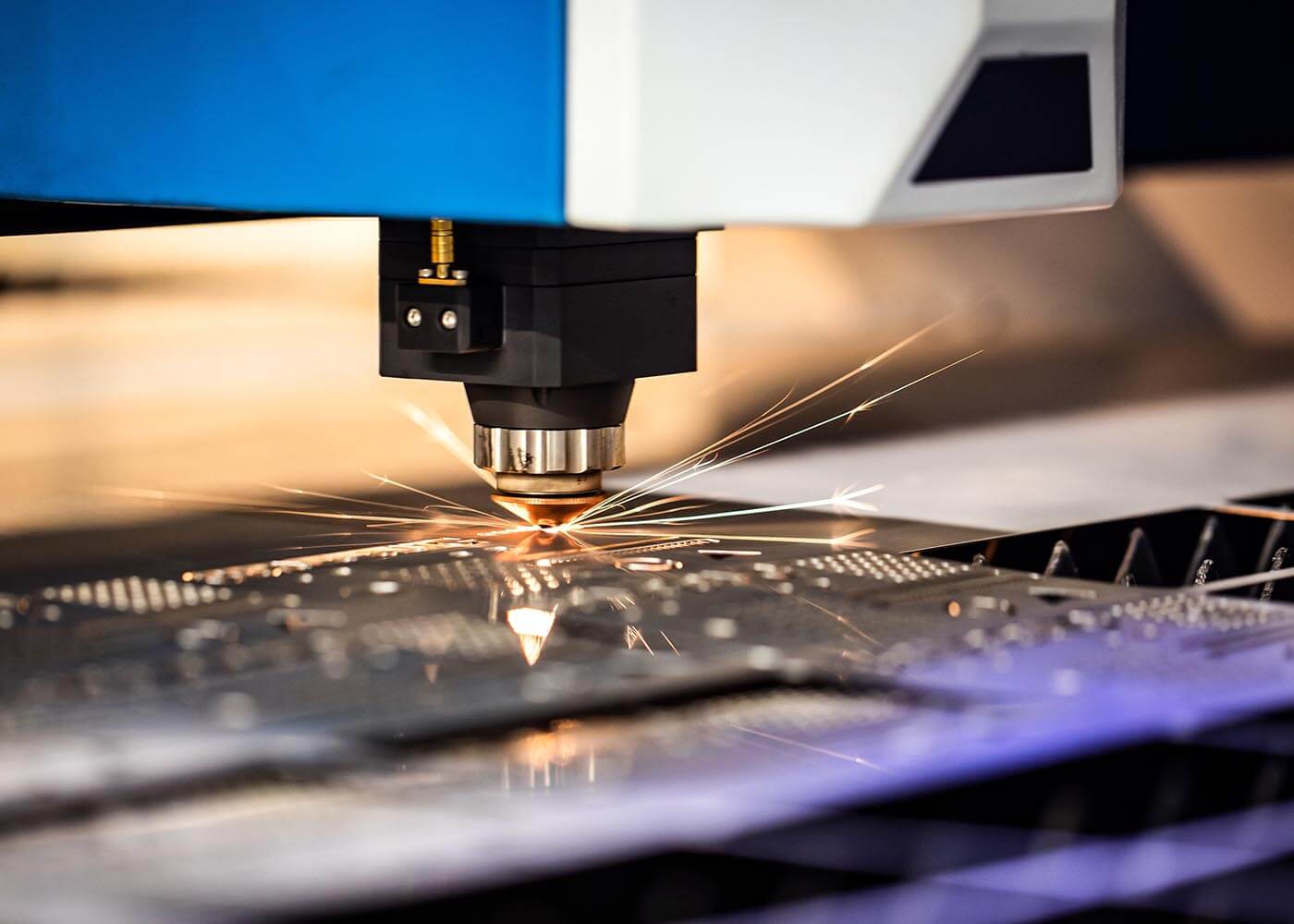 The best guide to Sheet Metal Machining: principles, features, advantages and applications