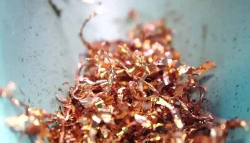 long chips generated when machining copper