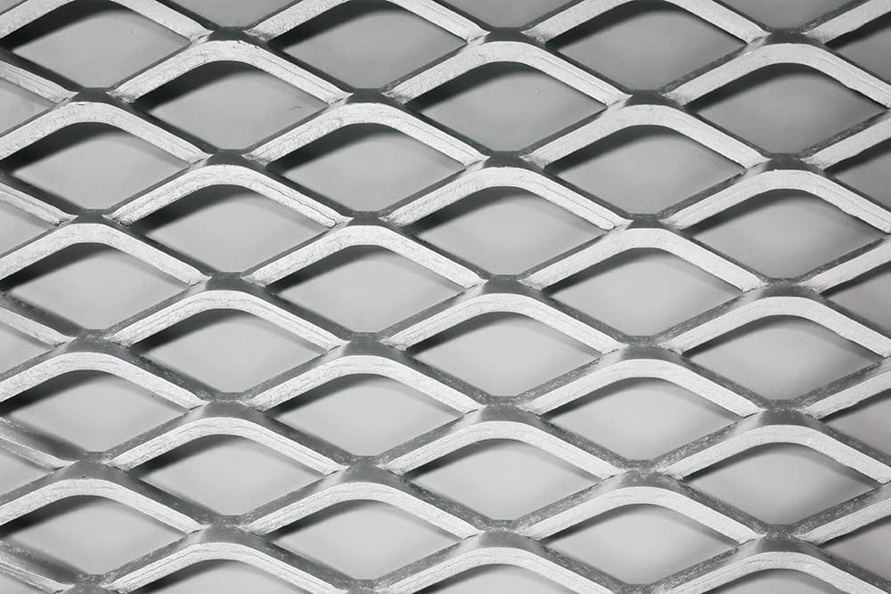 What is expanded metal mesh? Process, Uses and Benefits