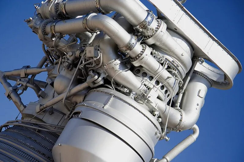 aluminum has a high boiling point and is used in special equipment