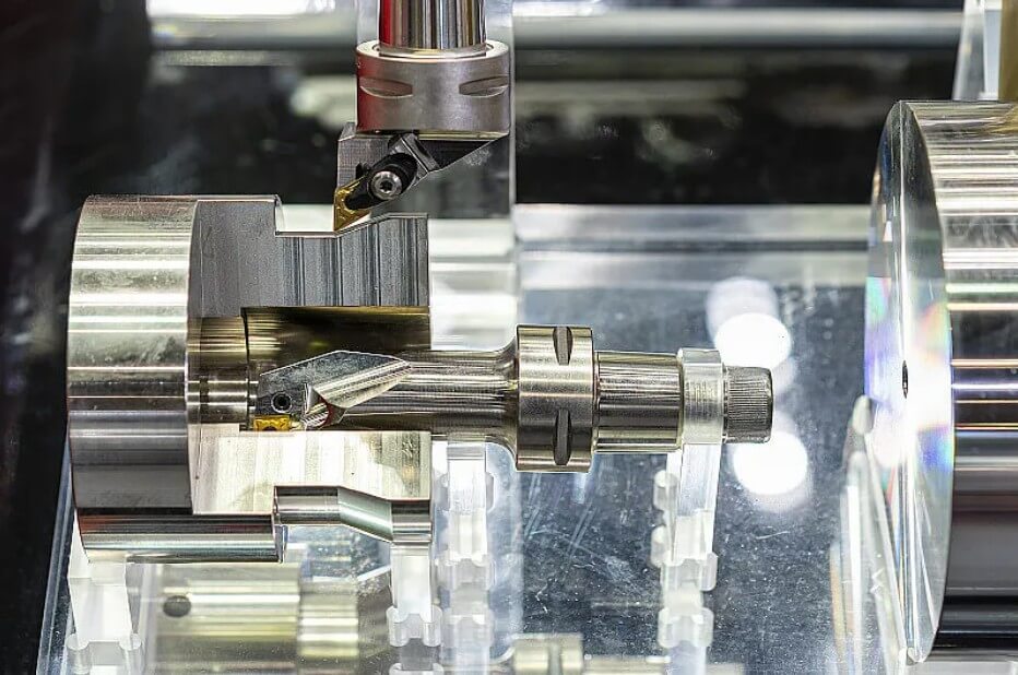 cutting inner and outer holes of cnc turned parts with different tools