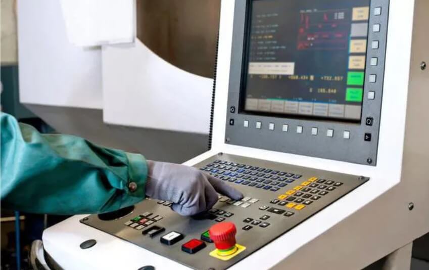 realize the processing control of cnc turned parts through cnc system
