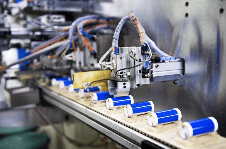 cnc machining of manipulator for semiconductor parts