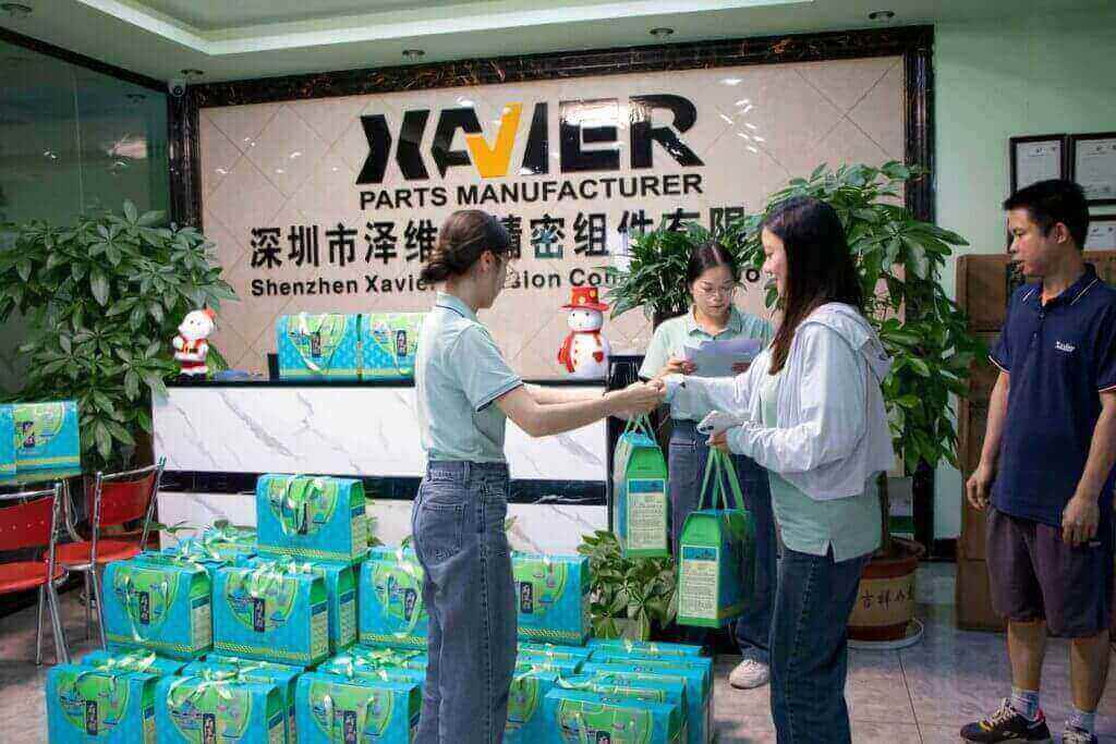 distribute gift boxes