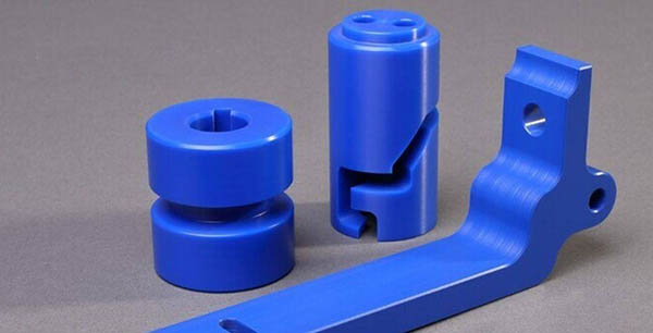 polyacetal vs delrin