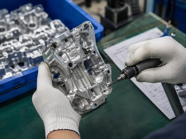 deburr parts